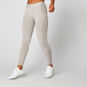 MYPROTEIN Inspire Seamless Legging